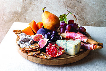 charcuterie-board_blog charcuterie-board_blog