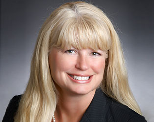 Southern Indiana Heart and Vascular nurse practitioner Bobbie Robb, NP