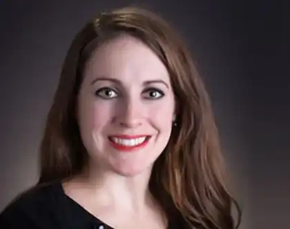 Julie Steinmetz, DDS portrait.