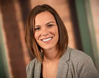 Chelsi Stearns, FNP-C, PMH-C Chelsi Stearns, FNP-C, PMH-C portrait.